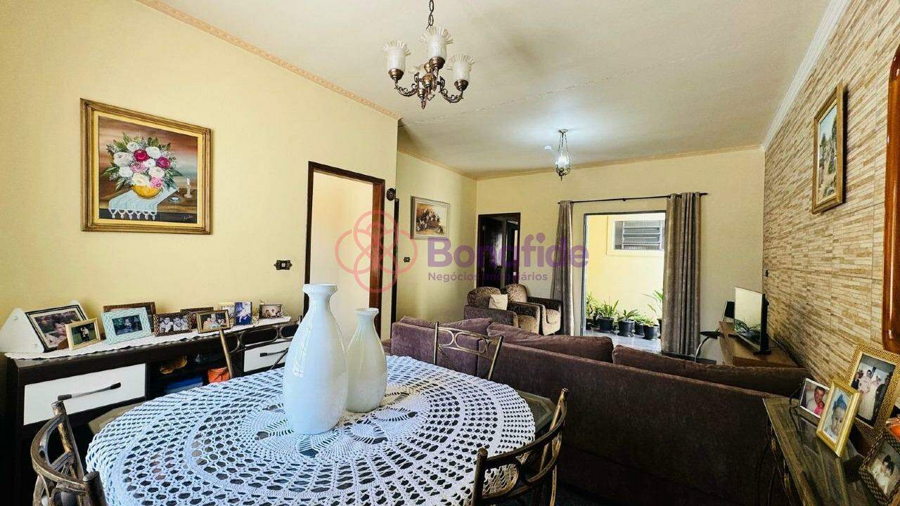 Casa à venda no Vila Guarani: 