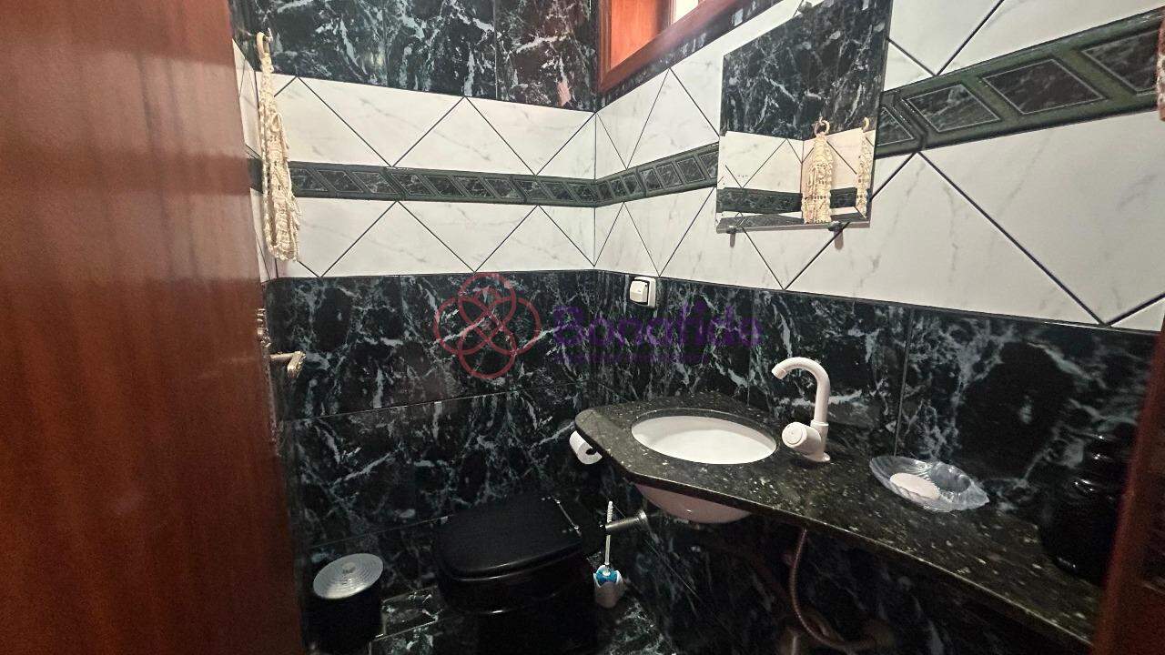 Casa à venda no Tulipas: 