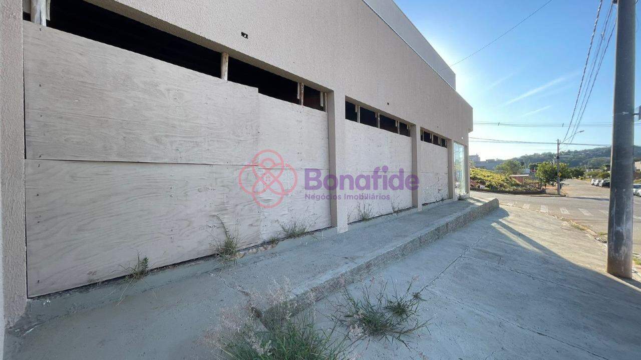 Prédio à venda no Jardim Itália: 