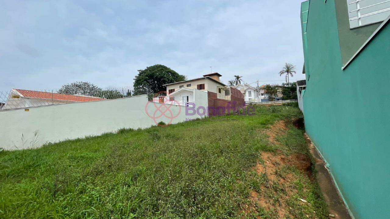 Terreno à venda no Jardim das Samambaias: 