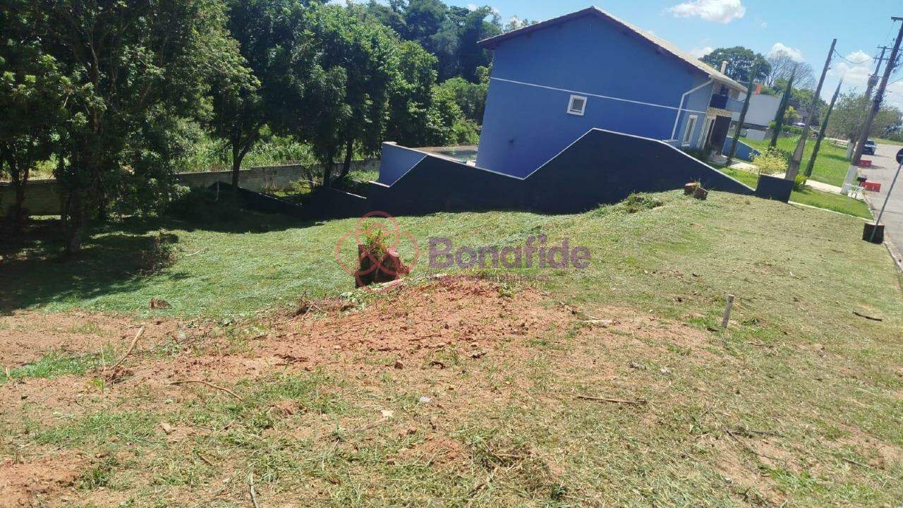 Terreno à venda no Parque das Vinhas: 