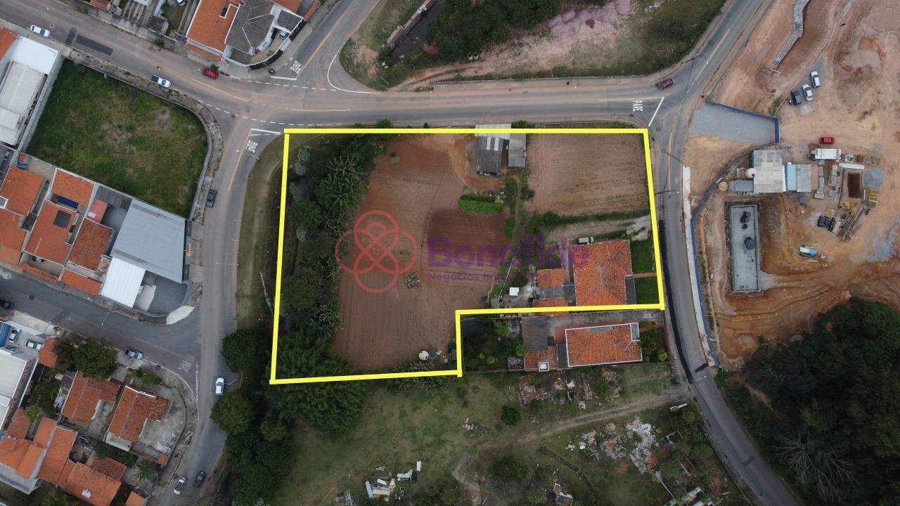 Área à venda no Jardim Itália: 