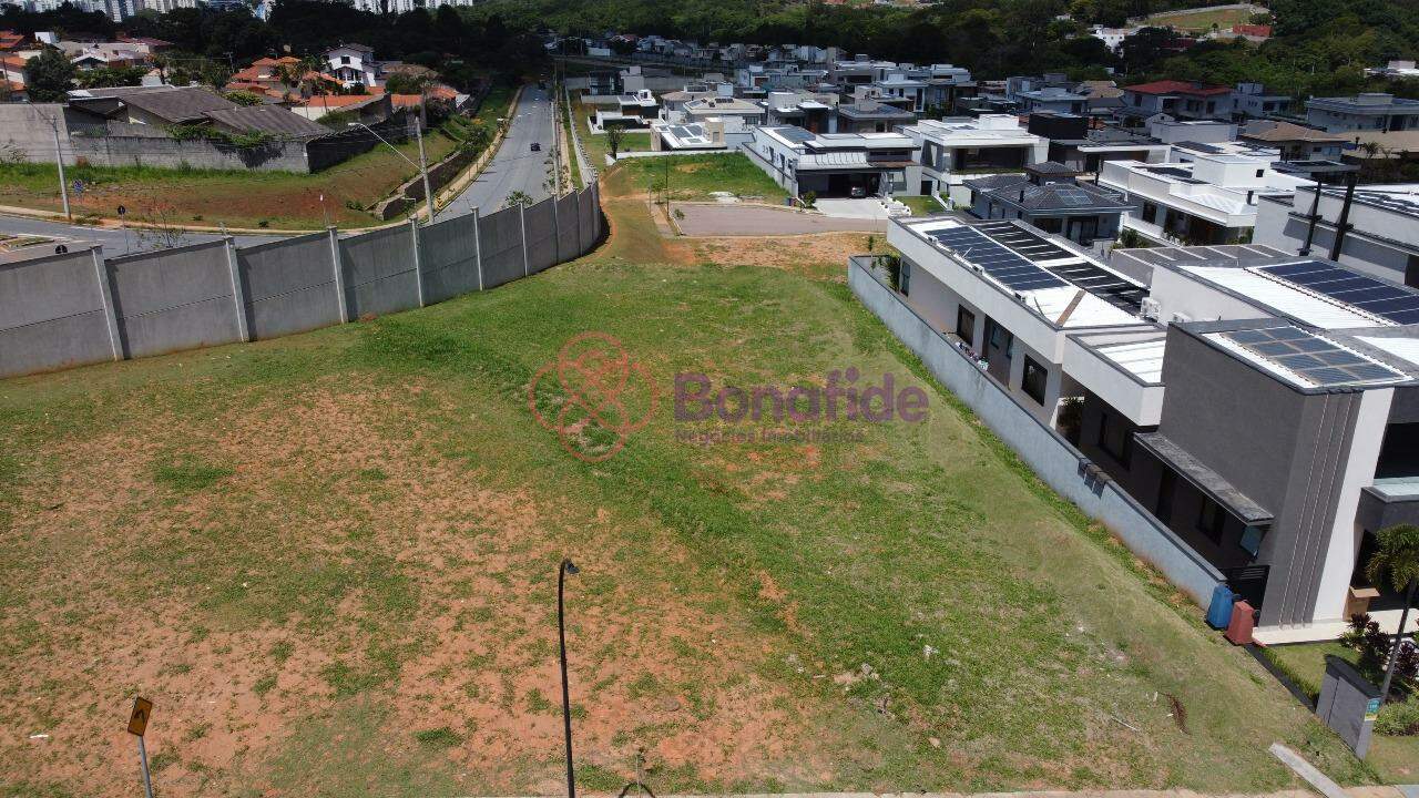 Terreno à venda no Jardim das Samambaias: 