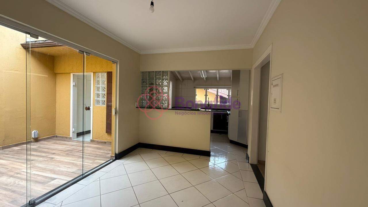 Casa para aluguel no Jardim Molinari: 