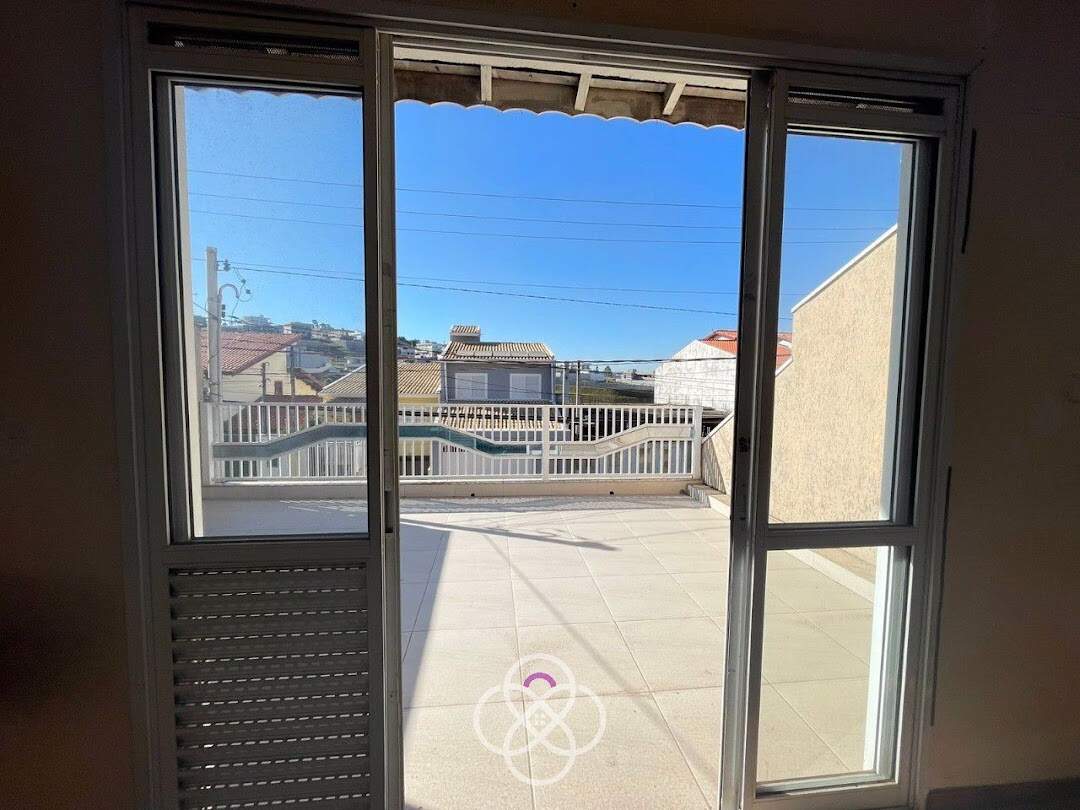 Casa para aluguel no Vila Galvão: 