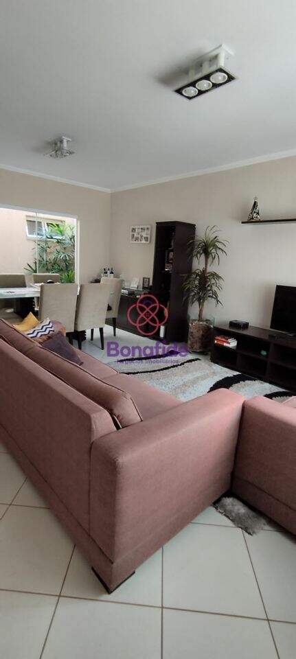 Casa à venda no Jardim Pacaembu: 