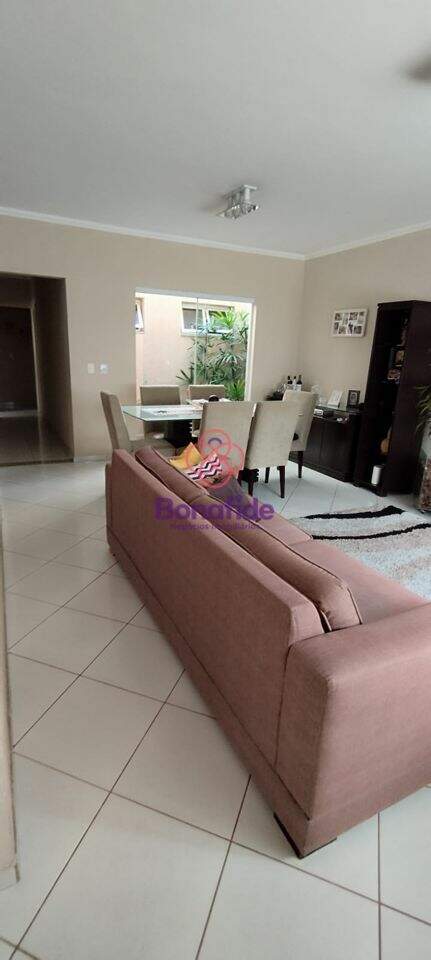 Casa à venda no Jardim Pacaembu: 