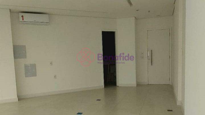 Sala à venda no Chácara Urbana: 