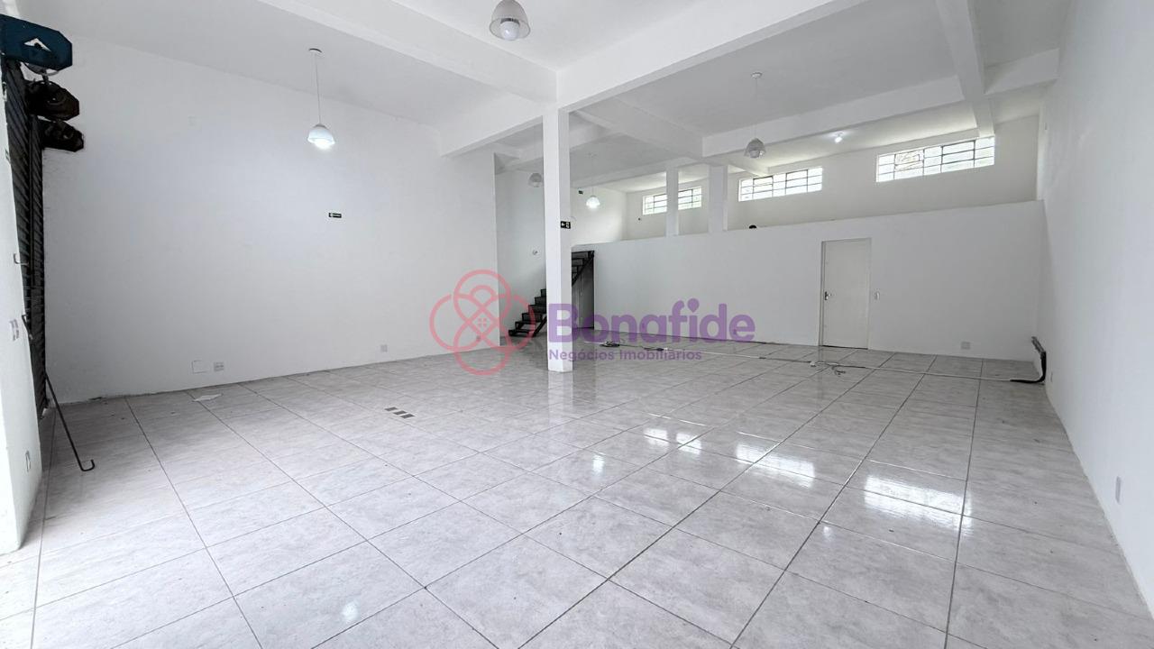 Salão à venda no Centro: 