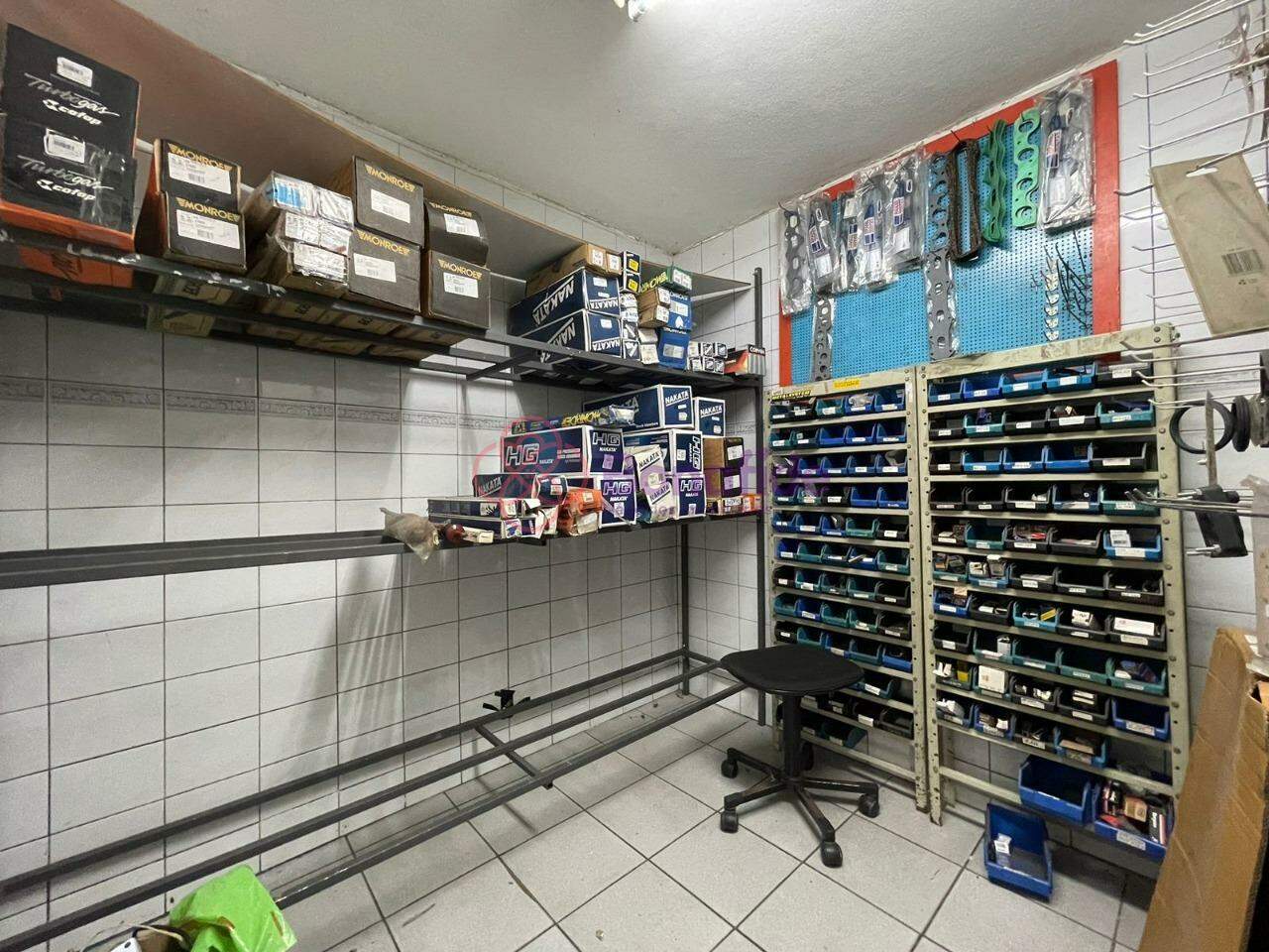 Salão à venda no Centro: 