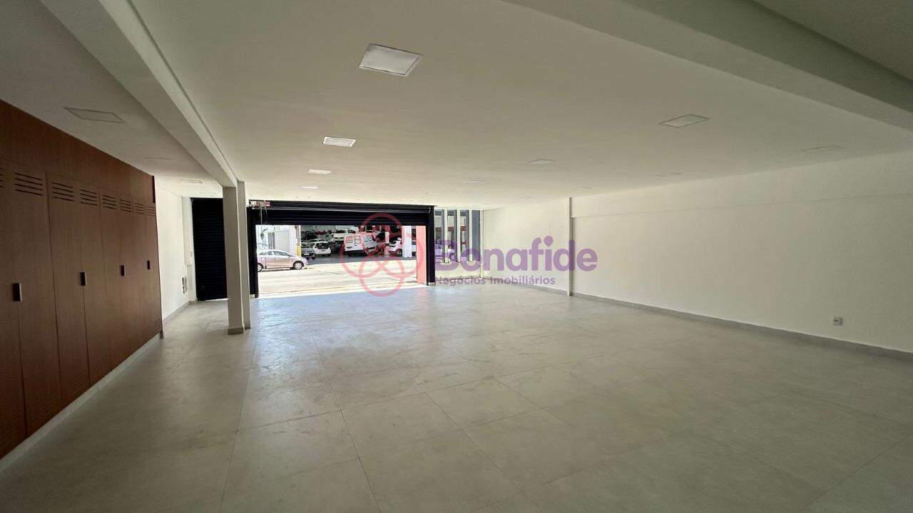 Salão para aluguel no Centro: 