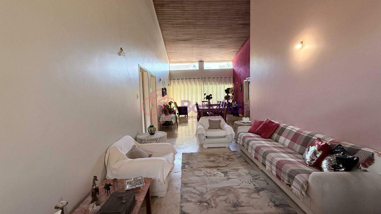 Casa à venda no Caxambu: 