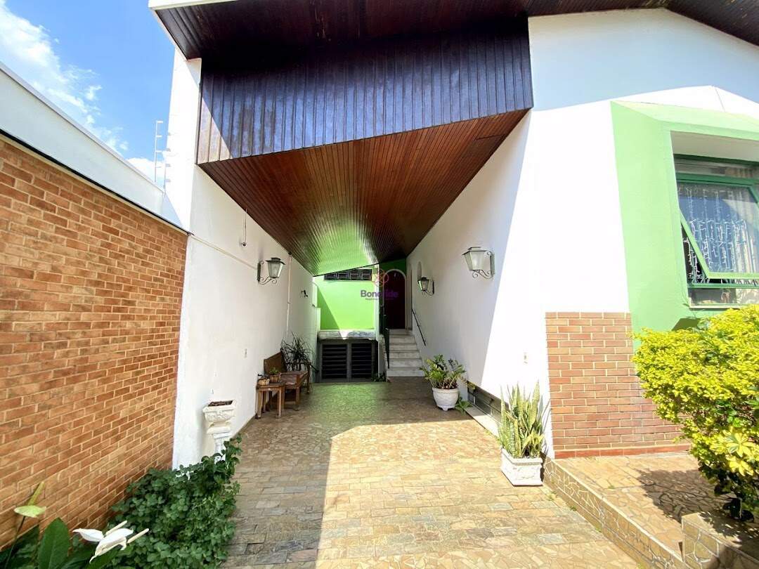 Casa à venda no Jardim Santa Júlia: 