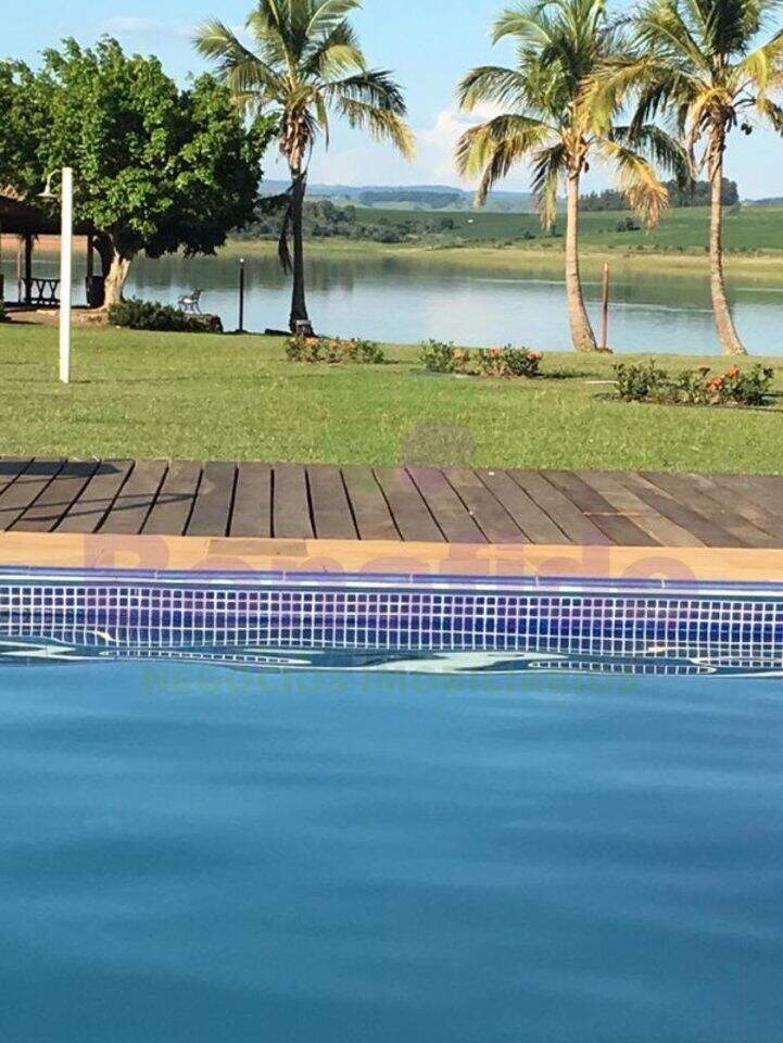 Chácara à venda no Barão de Antonina: 