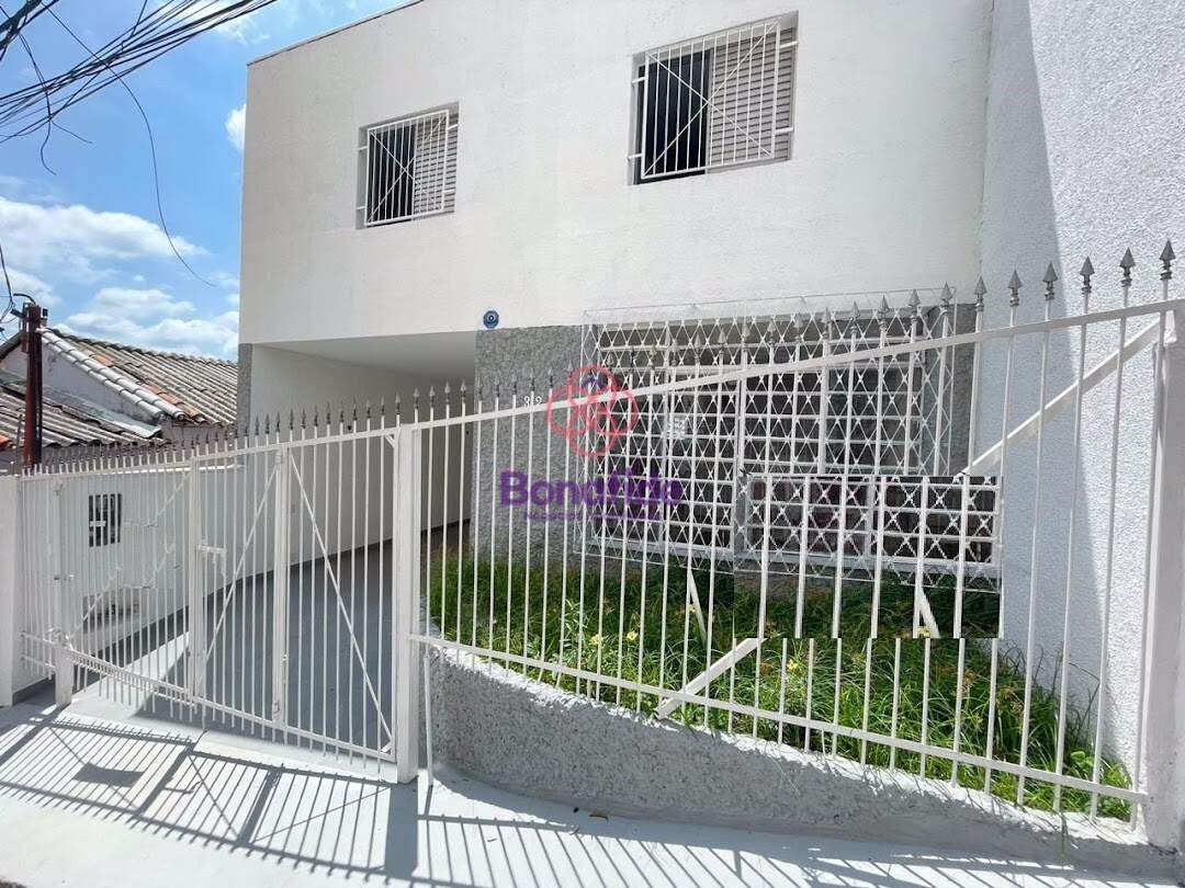 Casa à venda no Centro: 