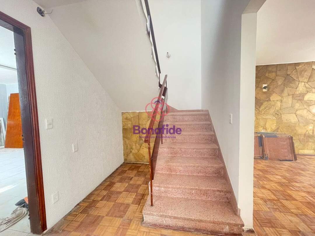 Casa à venda no Centro: 