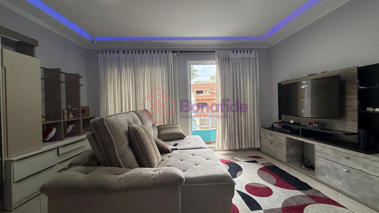 Casa à venda no Vila Galvão: 