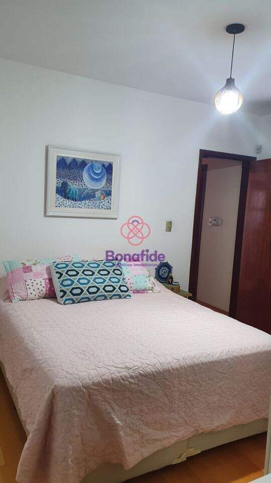 Casa à venda no Vila Galvão: 