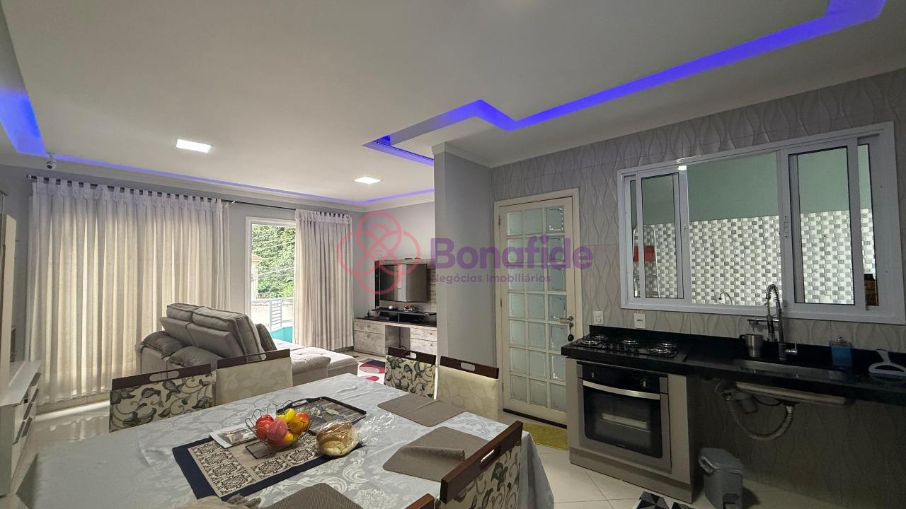 Casa à venda no Vila Galvão: 