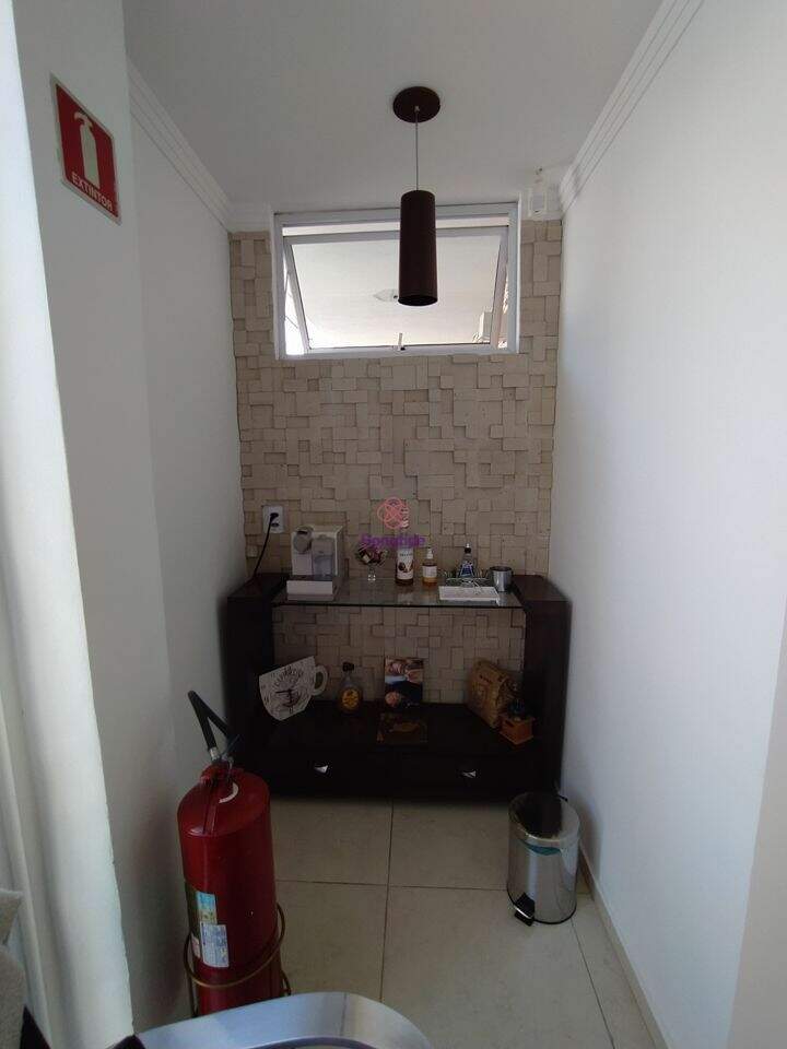 Casa à venda no Jardim Cica: 