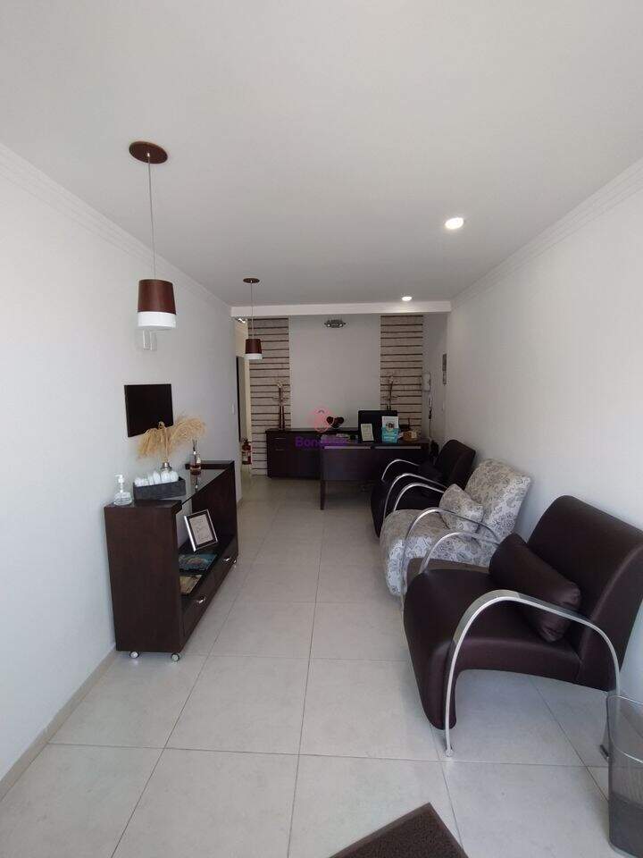 Casa à venda no Jardim Cica: 