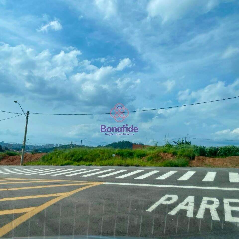 Terreno à venda no Jardim Bertioga: 