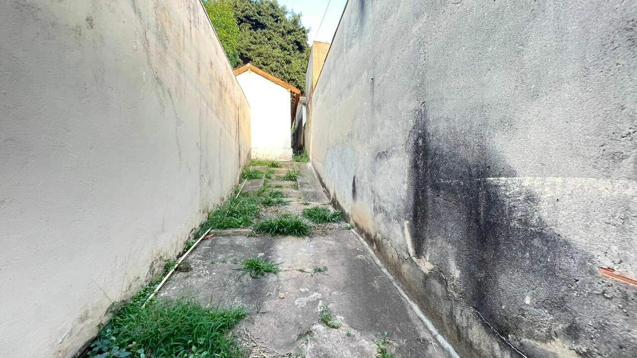 Terreno à venda no Jardim Santa Teresa: 