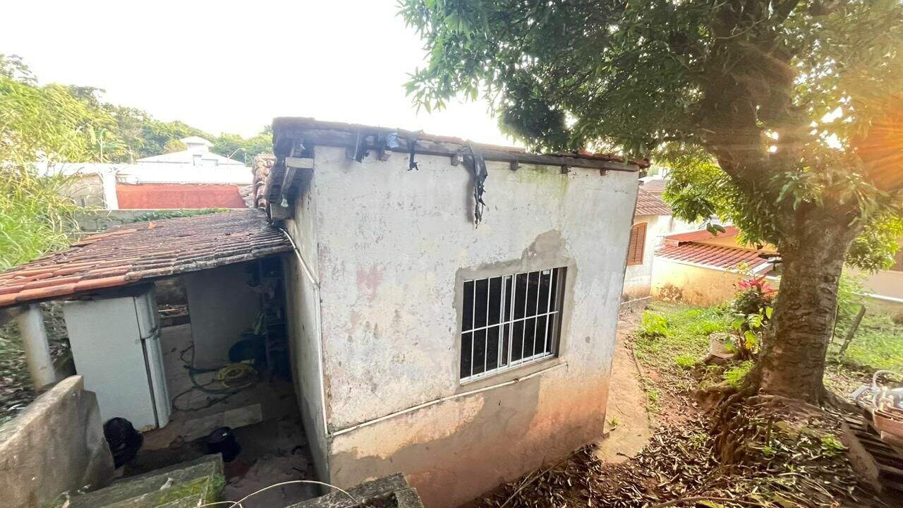 Terreno à venda no Jardim Santa Teresa: 