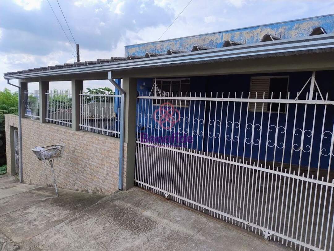 Casa à venda no Parque Loja da China (Botujuru): 