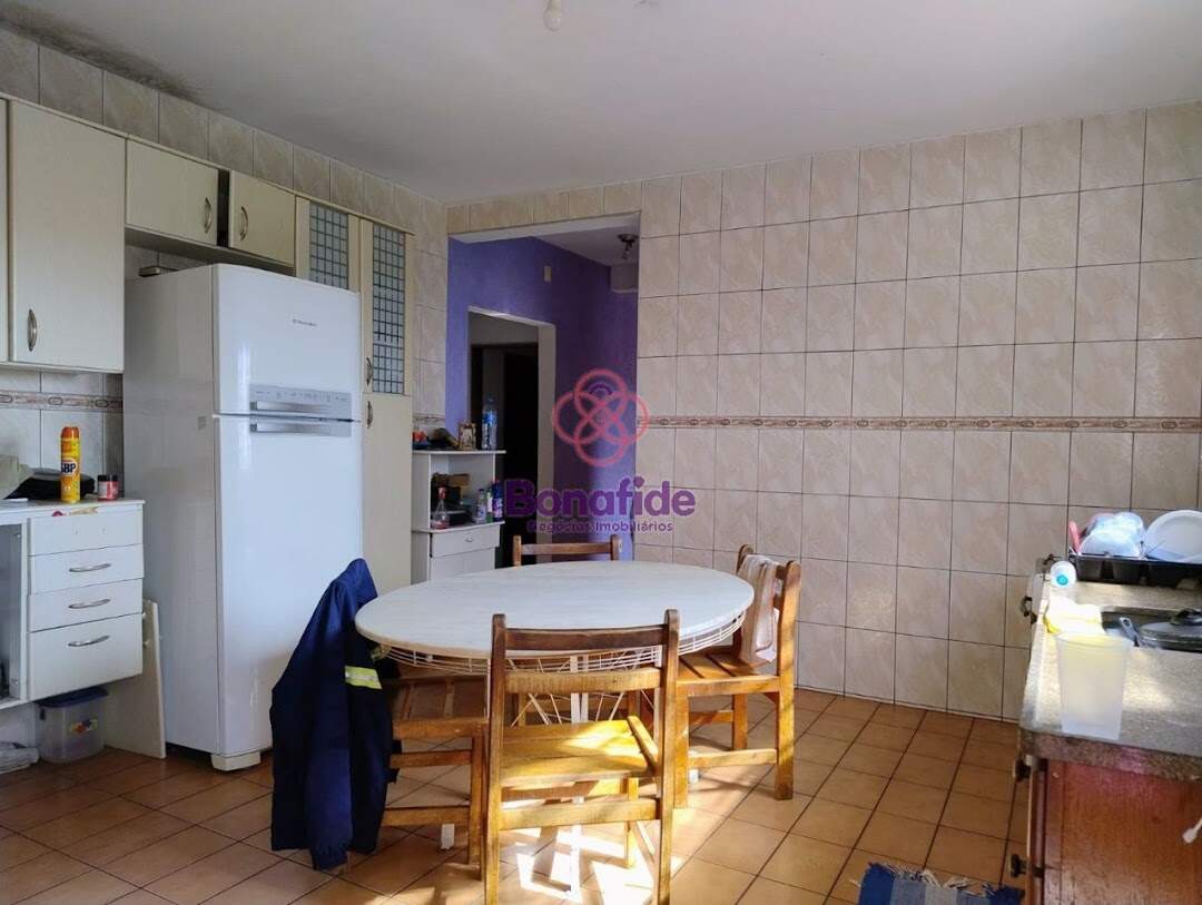 Casa à venda no Parque Loja da China (Botujuru): 