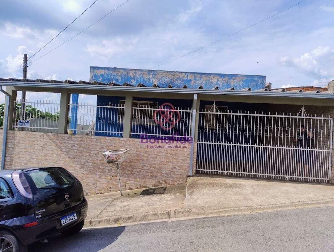 Casa à venda no Parque Loja da China (Botujuru): 