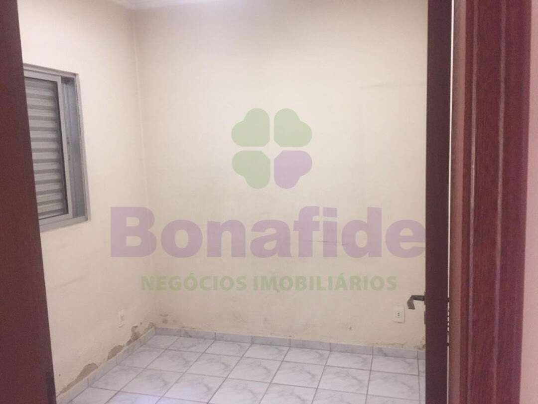 Casa à venda no Anhangabaú: 