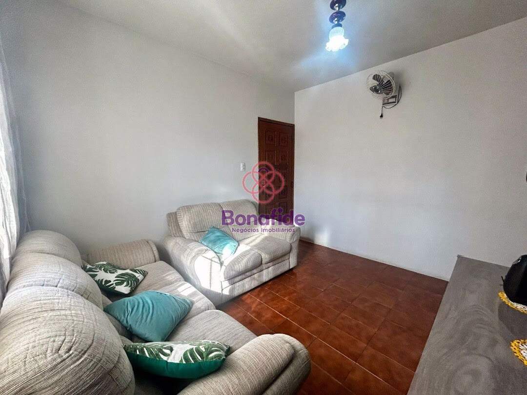 Casa à venda no Jardim Roma: 