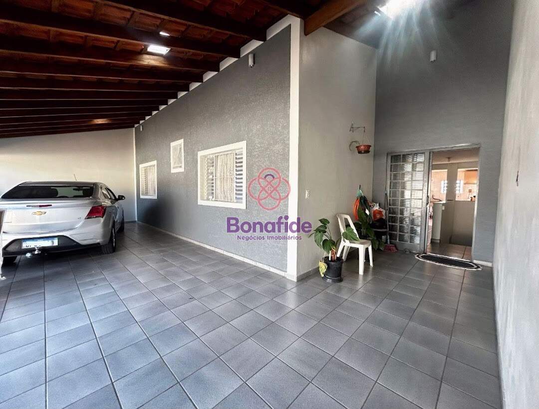 Casa à venda no Jardim Roma: 