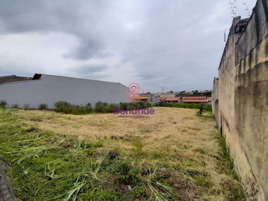 Terreno à venda no Jardim Ana Luiza: 