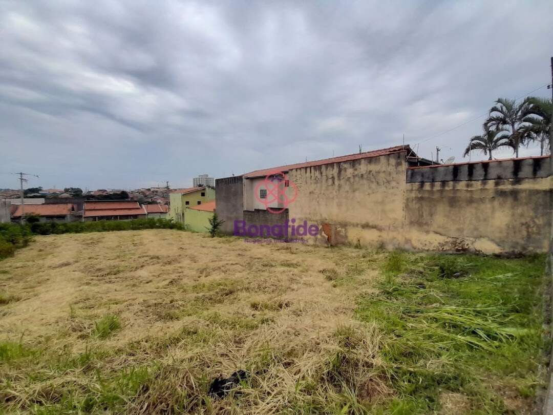 Terreno à venda no Jardim Ana Luiza: 