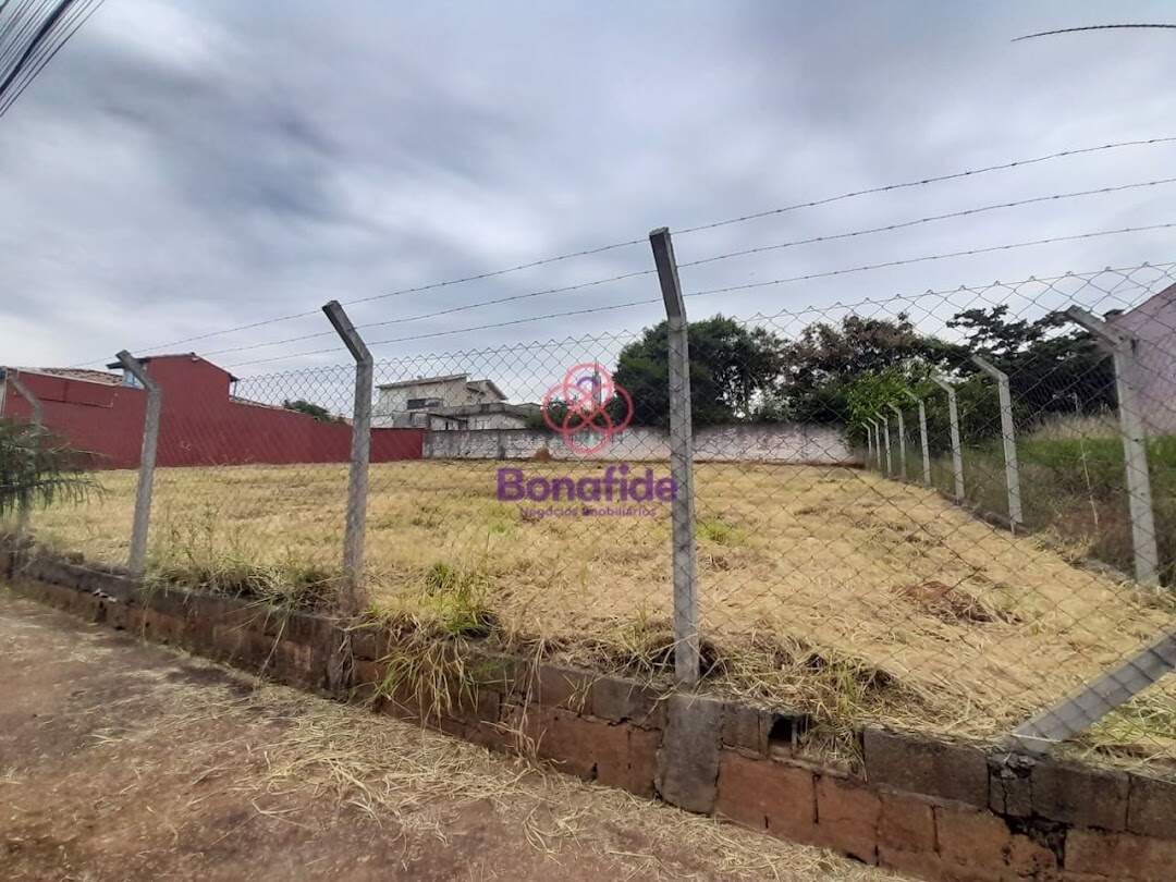 Terreno à venda no Jardim Ana Luiza: 