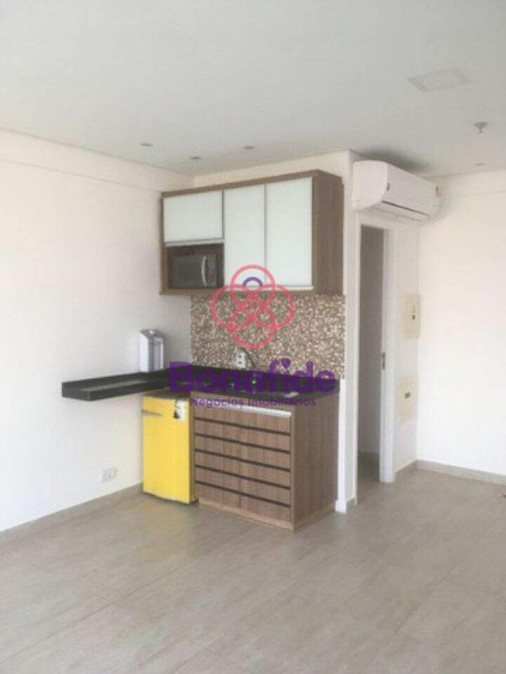 Sala à venda no Centro: 