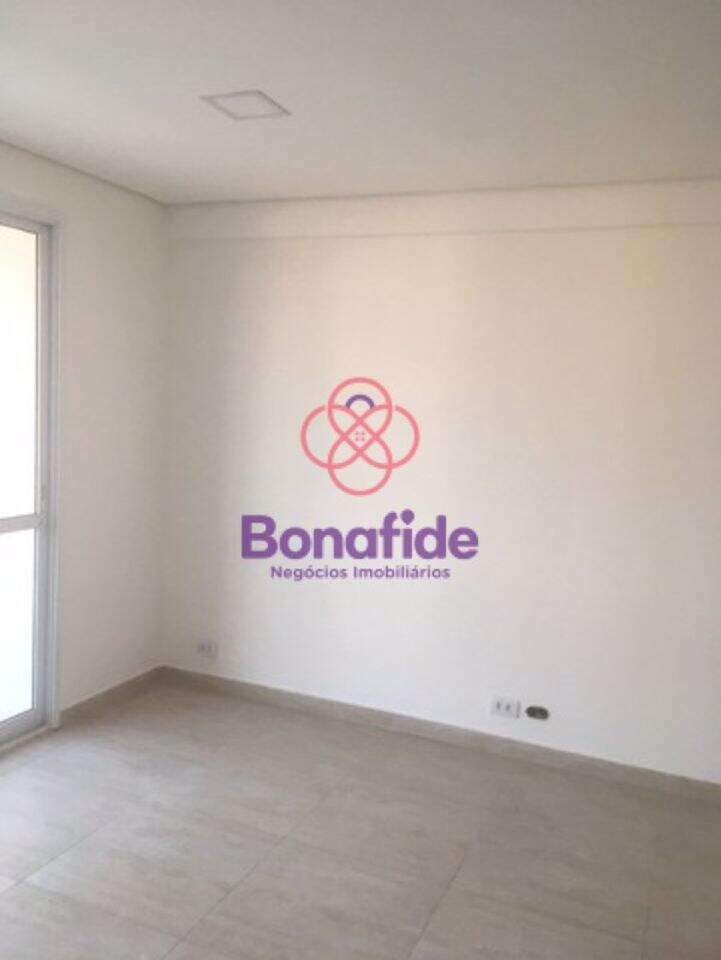 Sala à venda no Centro: 