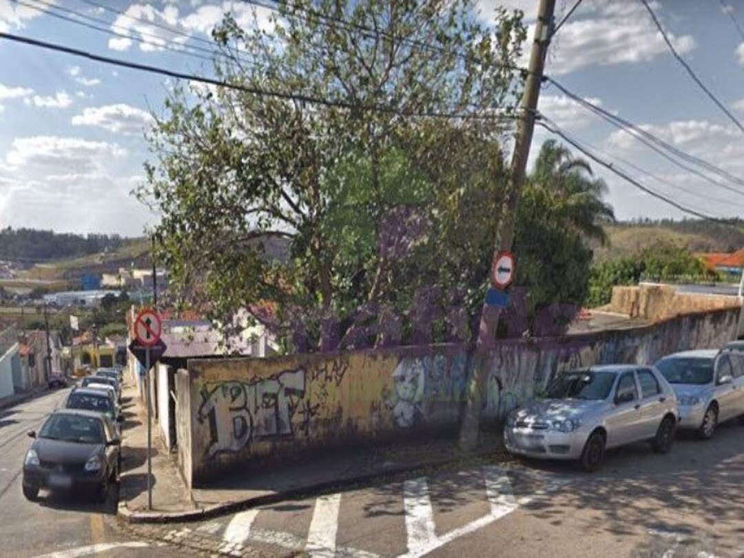 Terreno à venda no Vila Inhamupe: 