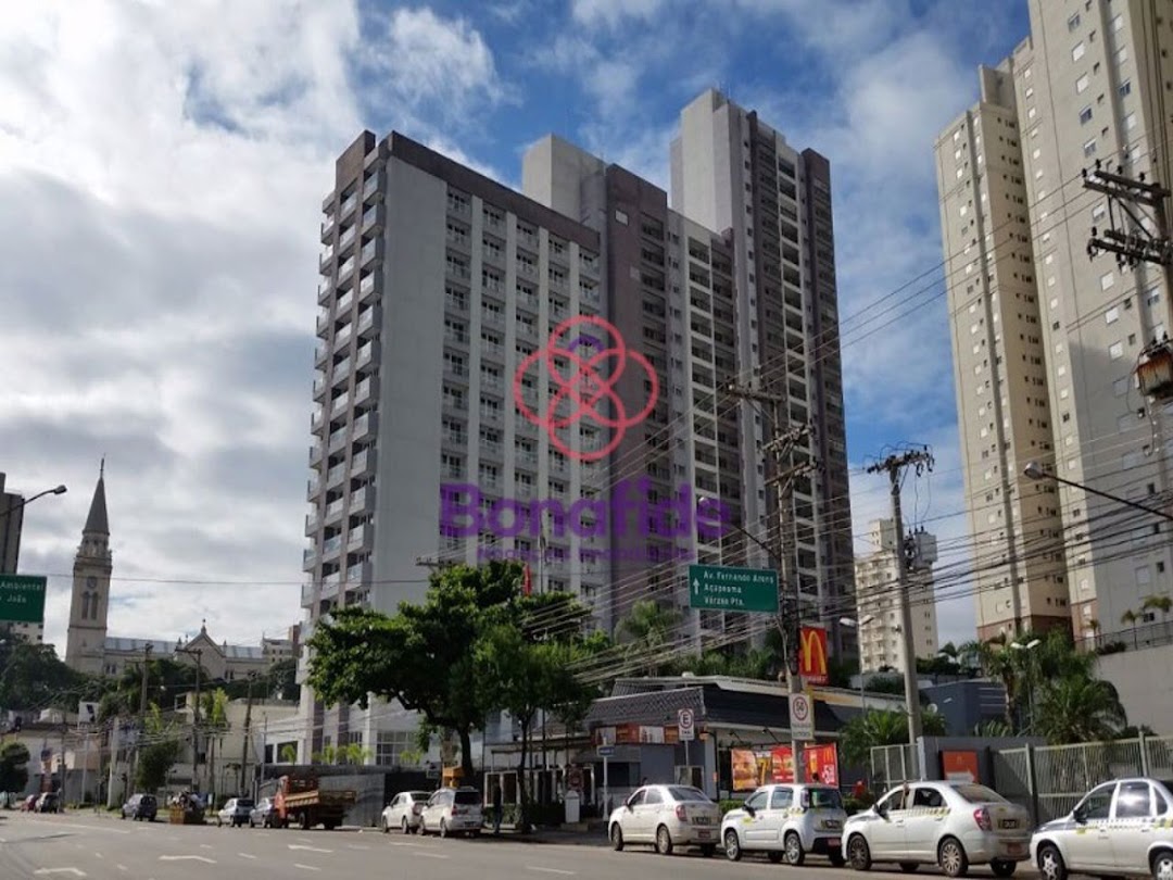 Sala à venda no Centro: 