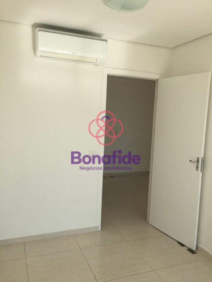 Sala à venda no Centro: 