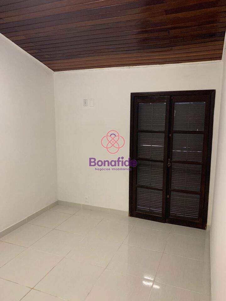 Casa à venda no Chácara Companheiros: 