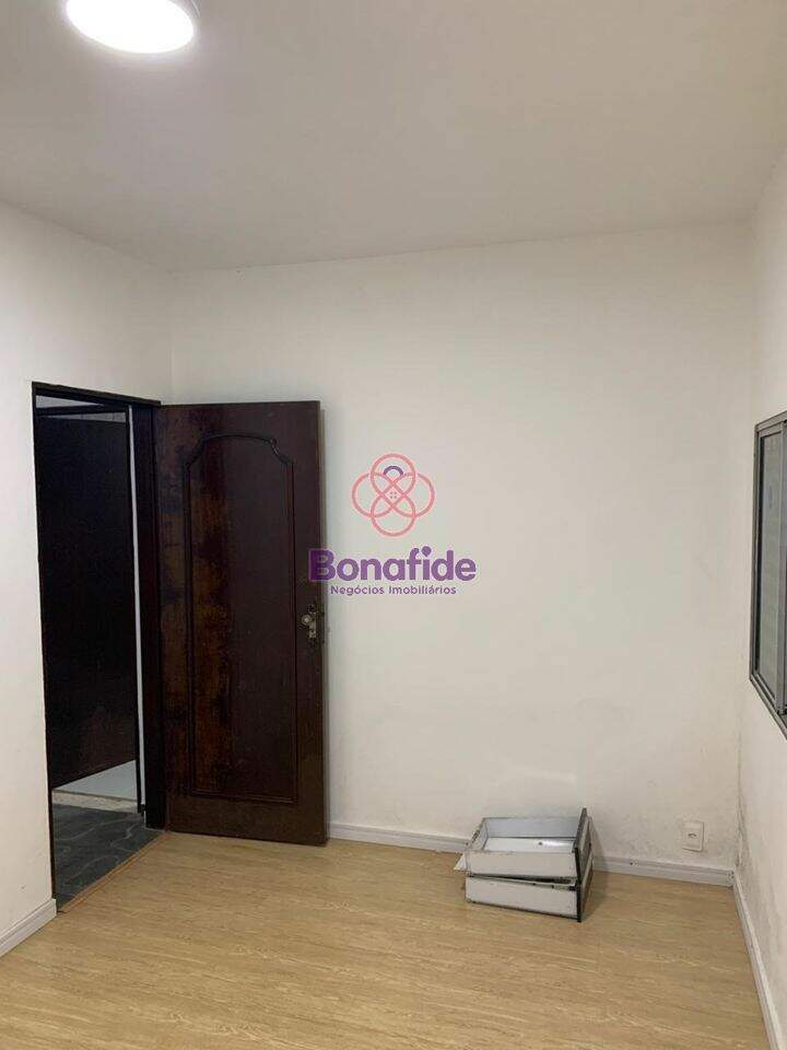 Casa à venda no Chácara Companheiros: 