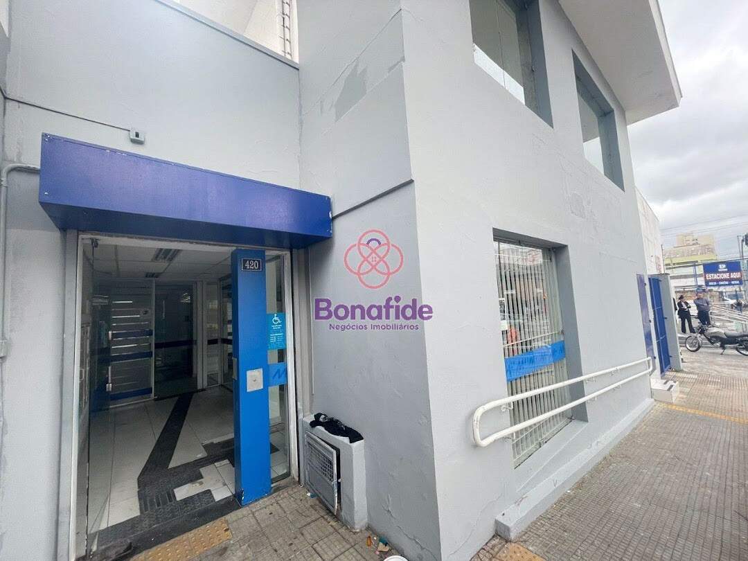 Prédio à venda no Centro: 