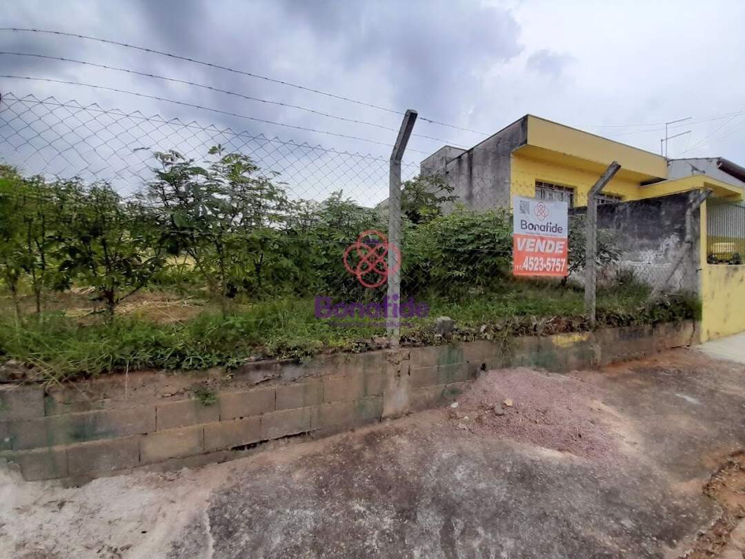 Terreno à venda no Jardim Ana Luiza: 