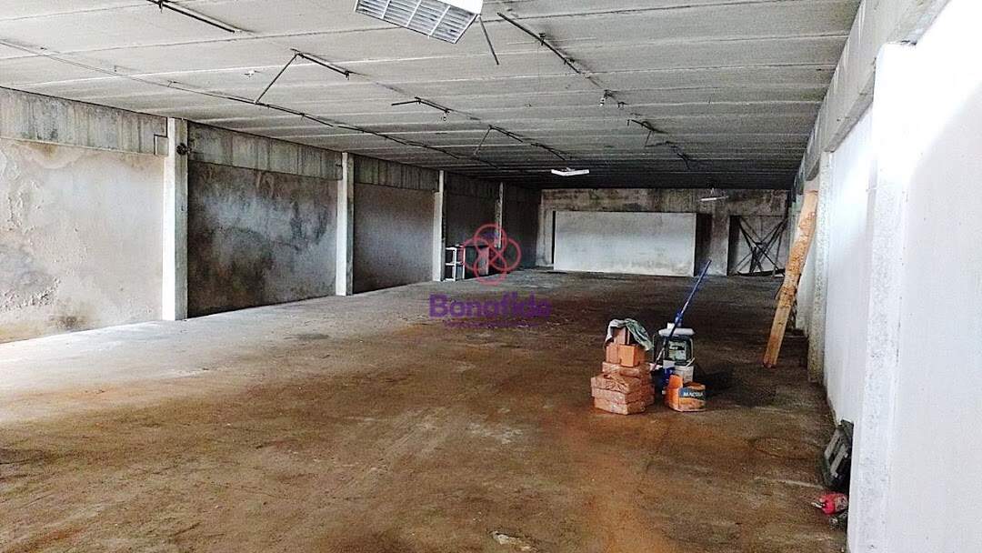 Salão à venda no Ponte de São João: 