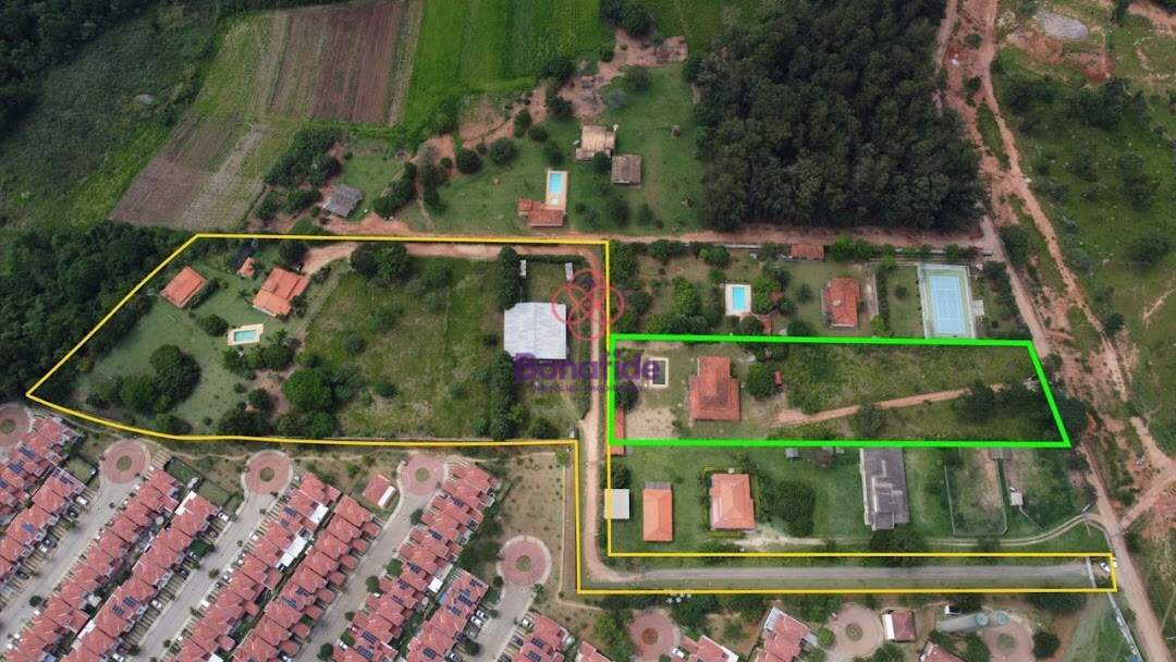 Área à venda no Medeiros: 