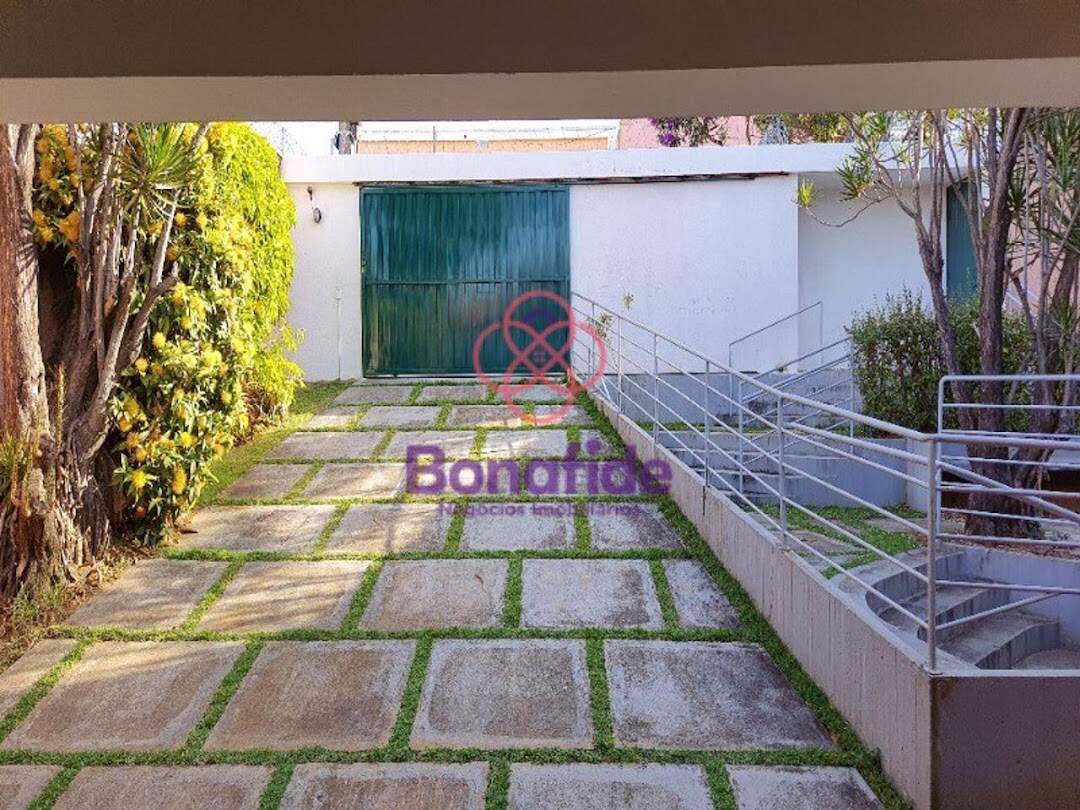 Casa à venda no Centro: 