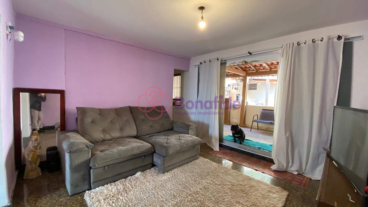 Casa à venda no Jardim Trevo: 